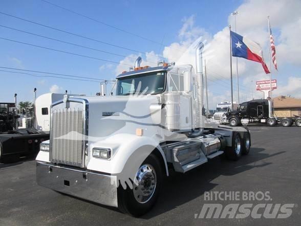 Kenworth W900L وحدات الجر