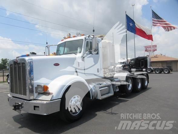 Peterbilt 367 وحدات الجر