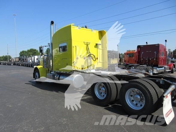 Peterbilt 389 وحدات الجر