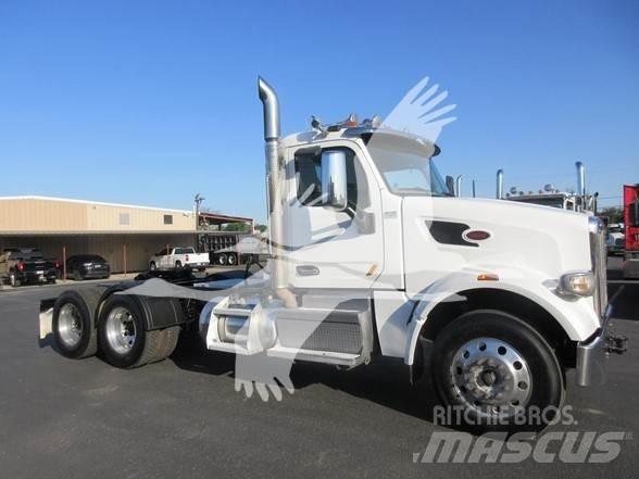 Peterbilt 567 وحدات الجر