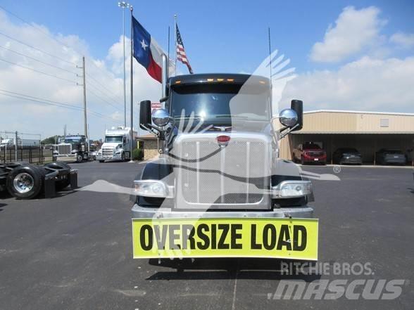 Peterbilt 567 وحدات الجر