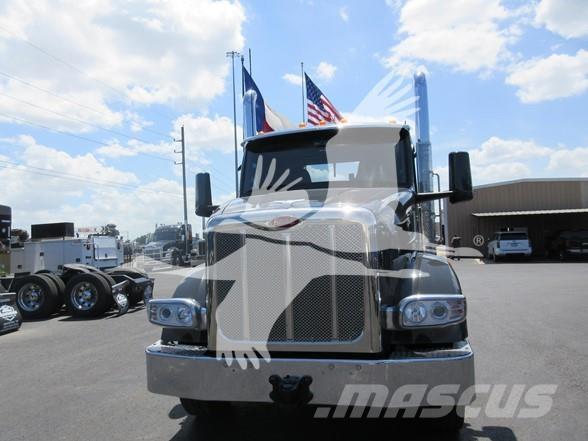 Peterbilt 567 وحدات الجر