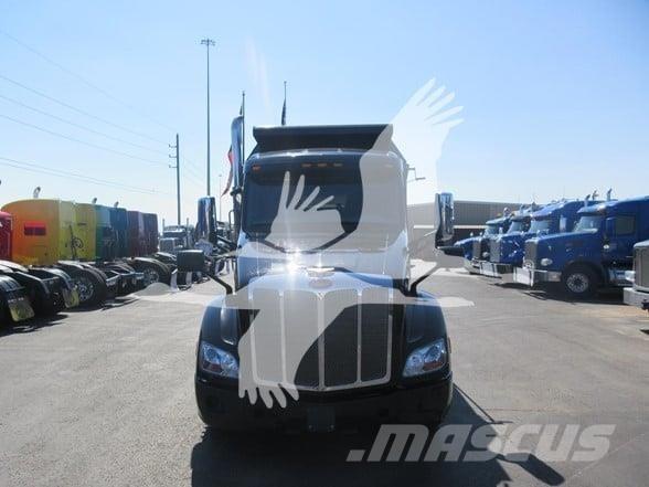 Peterbilt 579 شاحنات قلابة