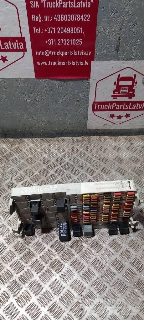 Scania R 440   2096304 كابينة والداخلية