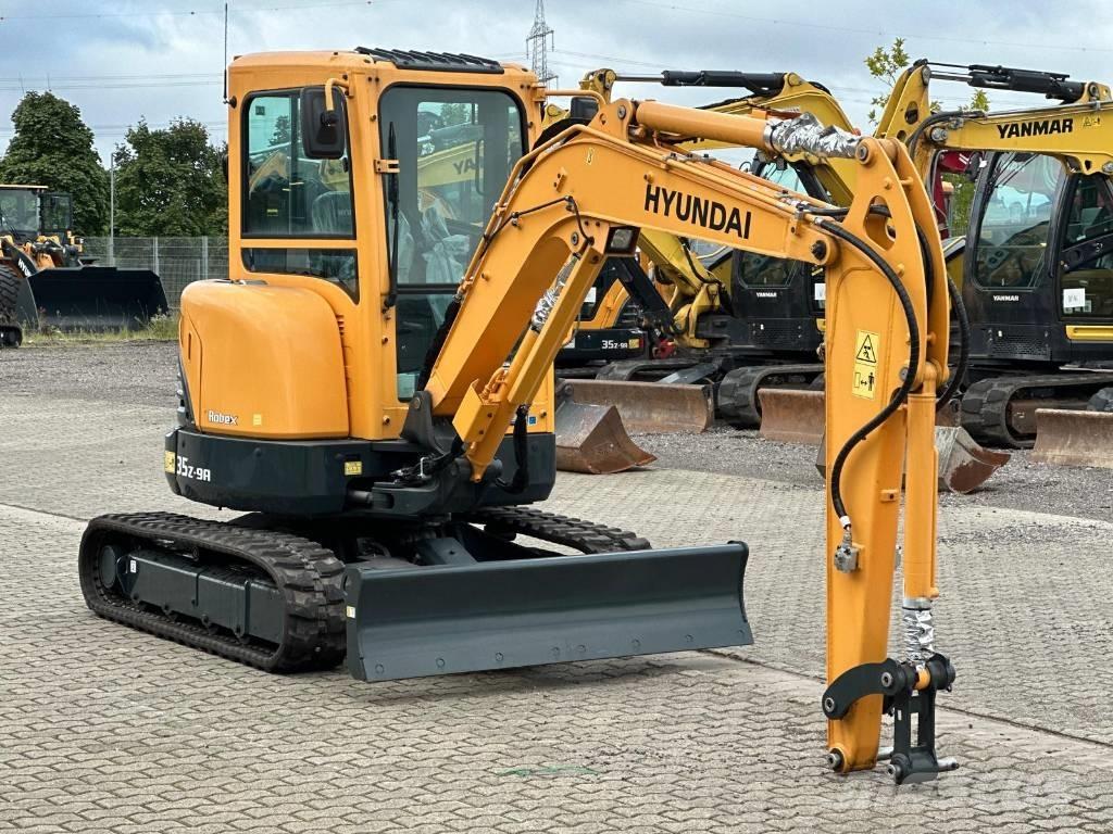 Hyundai R35Z 9A حفارات صغيرة أقل من 7 طن (حفارات صغيرة)