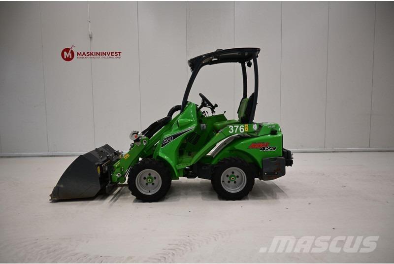 Avant 423 لوادر بعجل