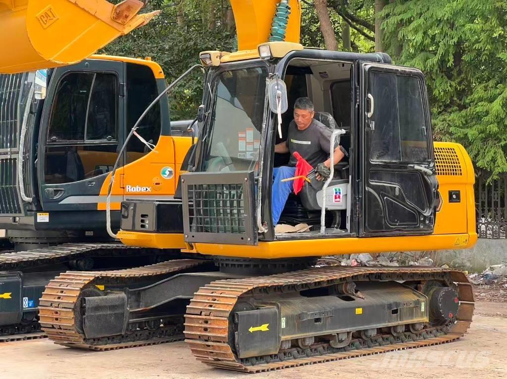 CAT 312 D L حفارات زحافة