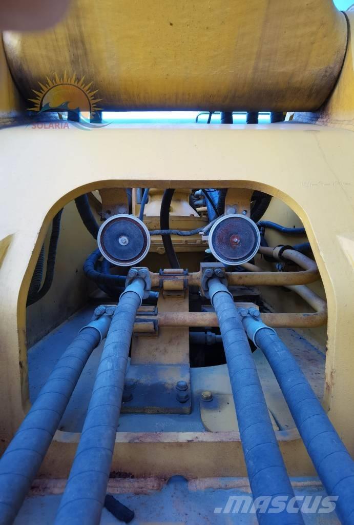 Komatsu PC 350-7 حفارات زحافة