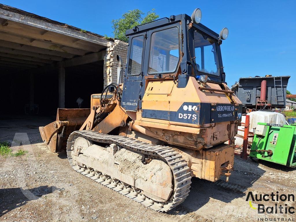 Komatsu D57S-1 لوادر زحافة