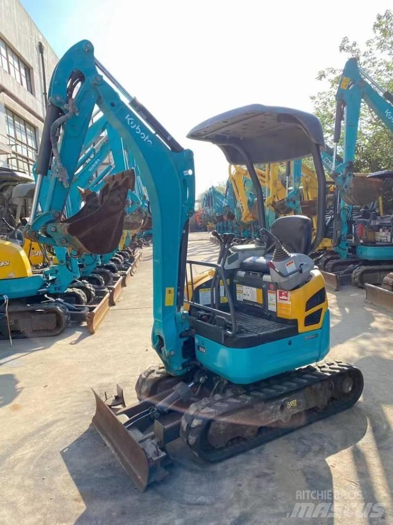 Kubota u-17 حفارات زحافة