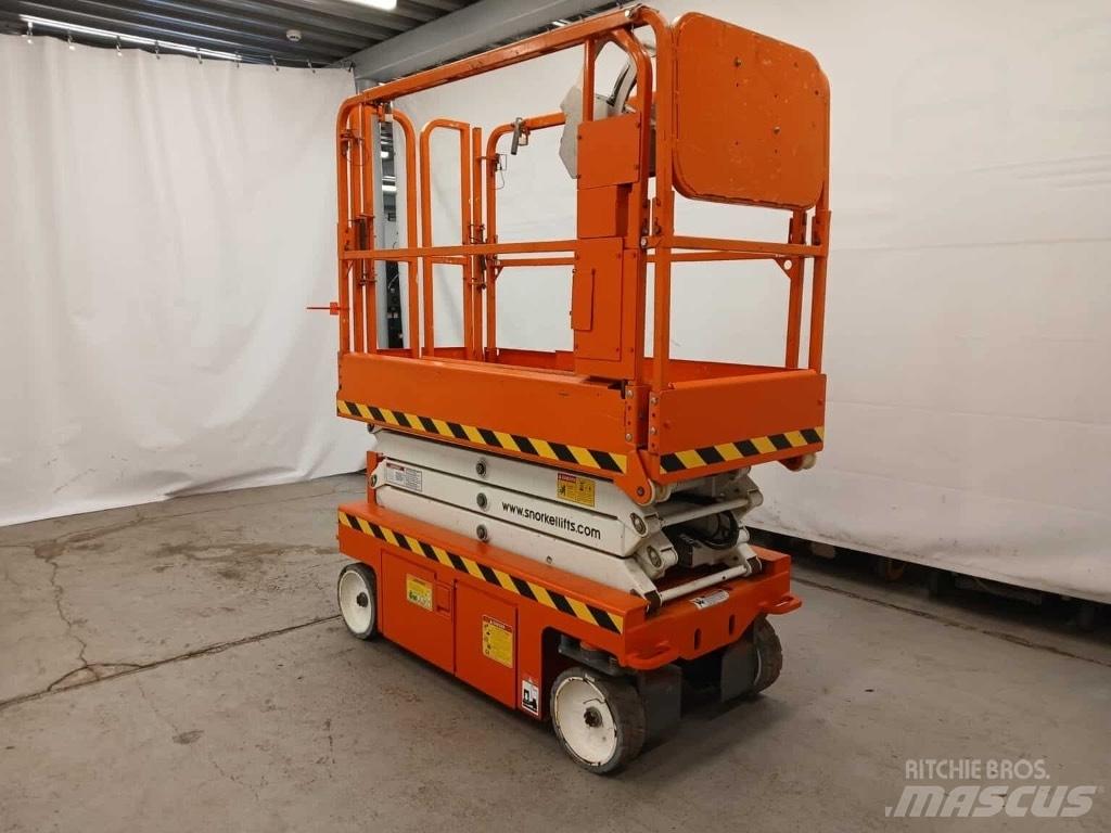 Snorkel S 3219 E رافعات مقصية الشكل