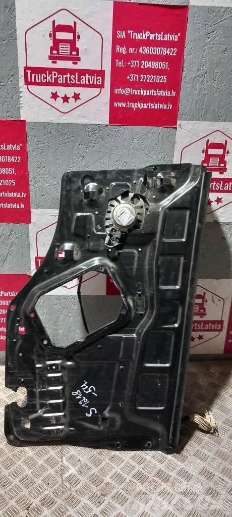 Scania R 440   1534512 كابينة والداخلية