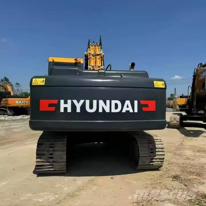 Hyundai R220LC-9S حفارات زحافة