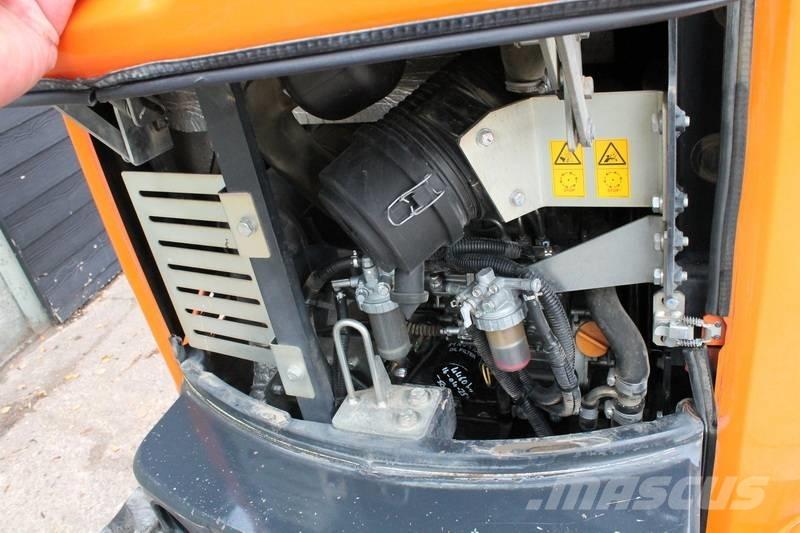 Hitachi ZX 26 U حفارات صغيرة أقل من 7 طن (حفارات صغيرة)