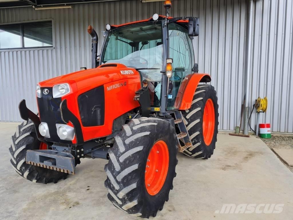 Kubota M 110 GX الجرارات