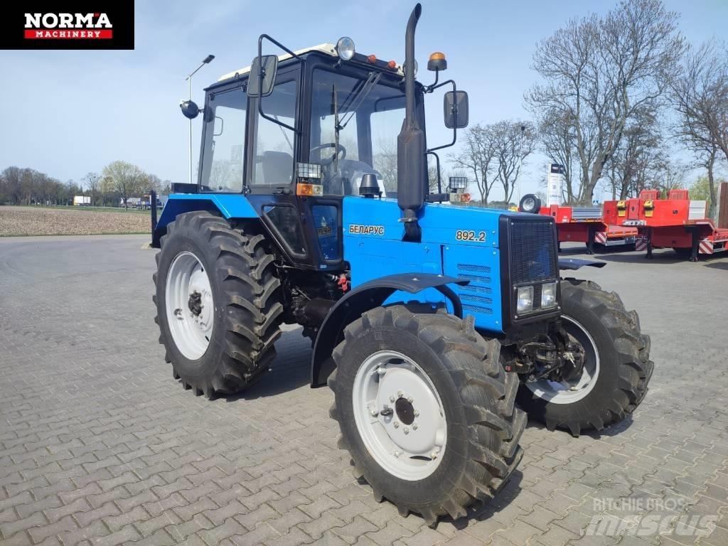 MTZ Belarus 892.2 الجرارات