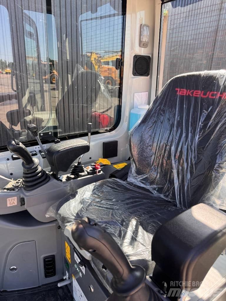 Takeuchi TB 320 حفارات صغيرة أقل من 7 طن (حفارات صغيرة)