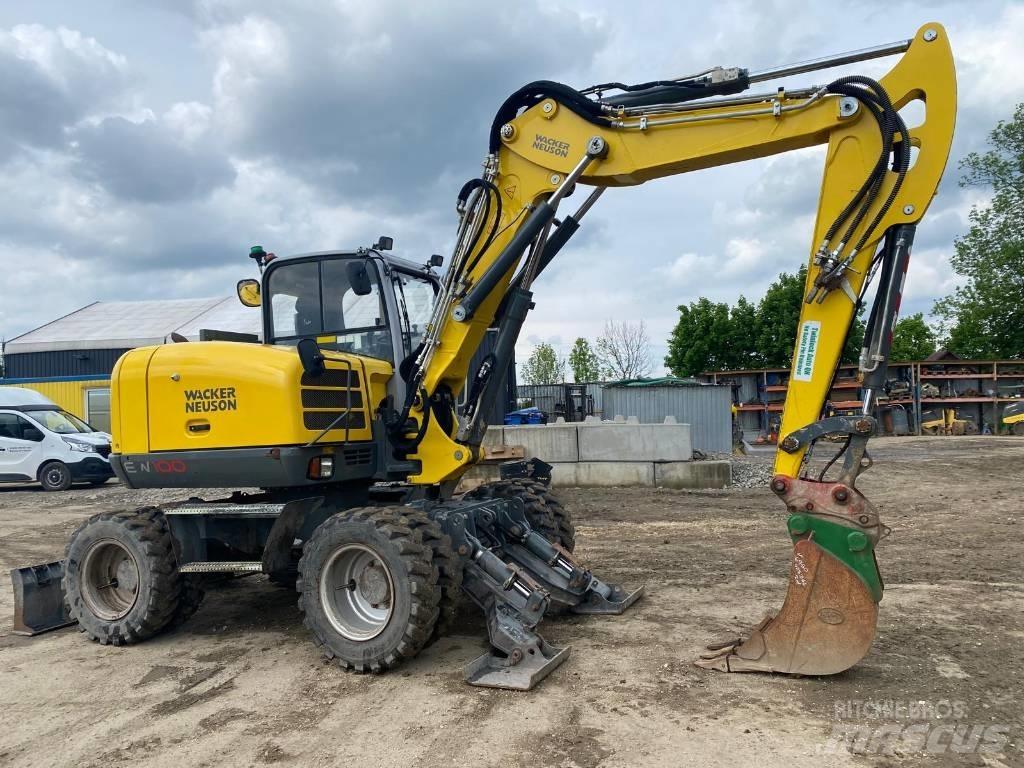 Wacker Neuson EW 100 حفارات بعجل