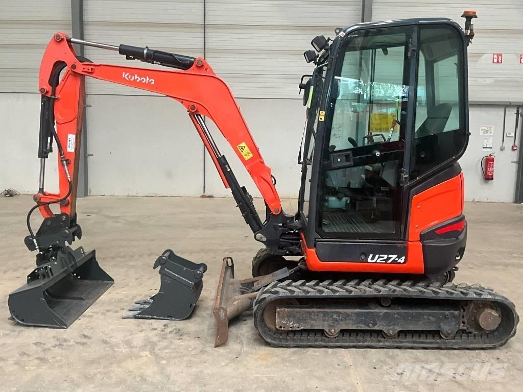 Kubota U 27-4 حفارات صغيرة أقل من 7 طن (حفارات صغيرة)