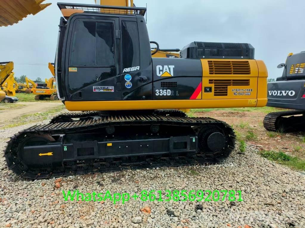CAT 336 D حفارات زحافة