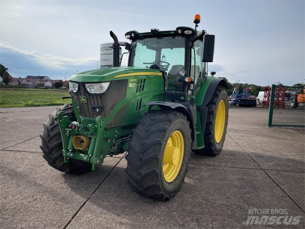 John Deere 6145R الجرارات