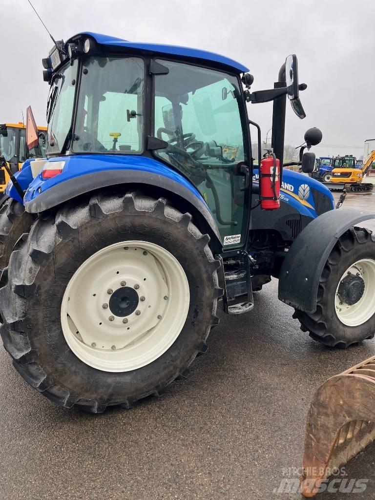 New Holland T 5.105 الجرارات