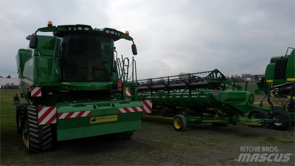 John Deere S685 حصادات