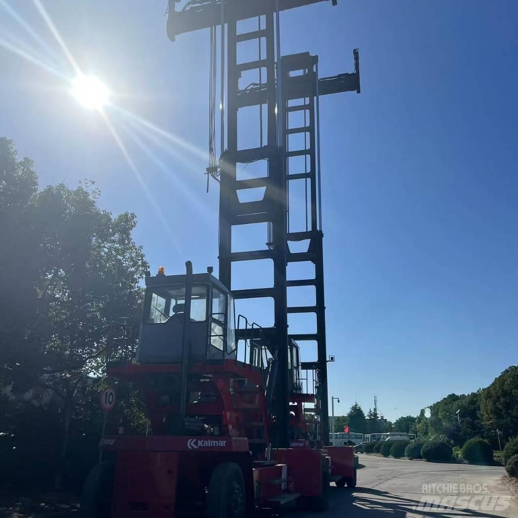 Kalmar DCE 80-45 E7 شاحنة مناولة