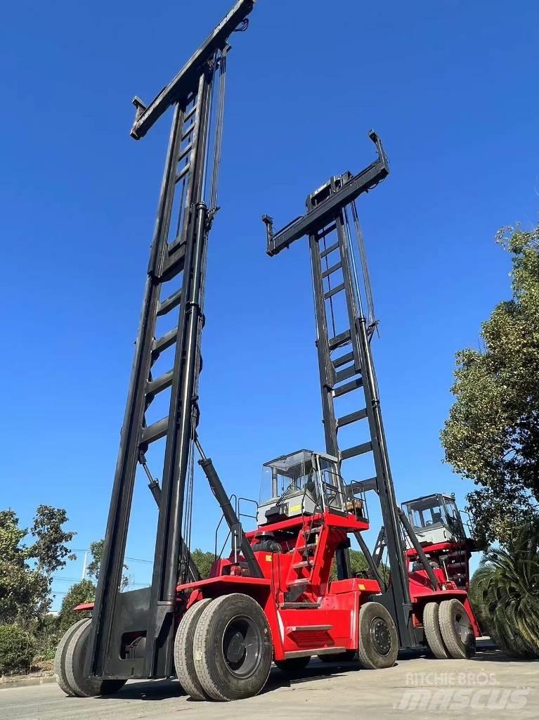Kalmar DCE 80-45 E7 شاحنة مناولة