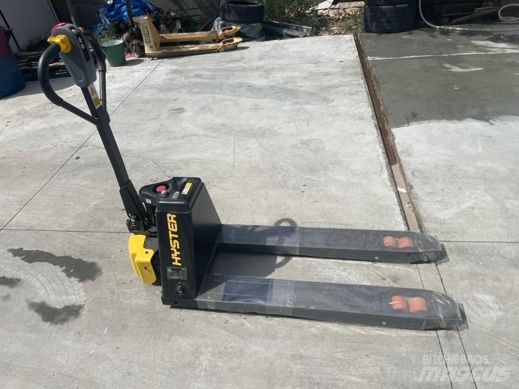 Hyster PC 1.5 شاحنة يدوية بمنصة نقالة