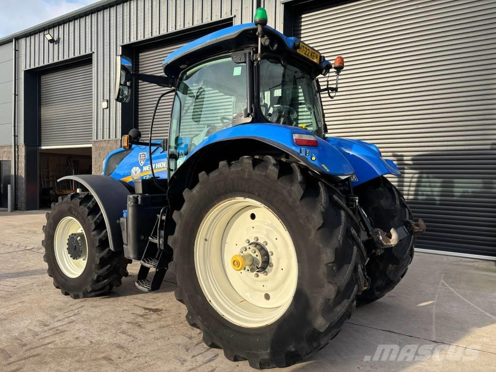 New Holland T 7.245 الجرارات