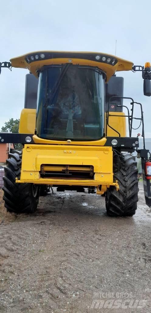 New Holland CX 5.80 حصادات