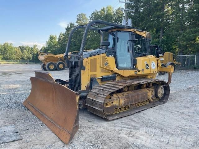John Deere 750 KLGP بلدوزرات مجنزرة