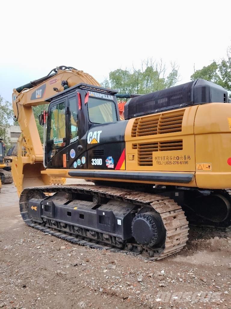 CAT 330 D حفارات زحافة