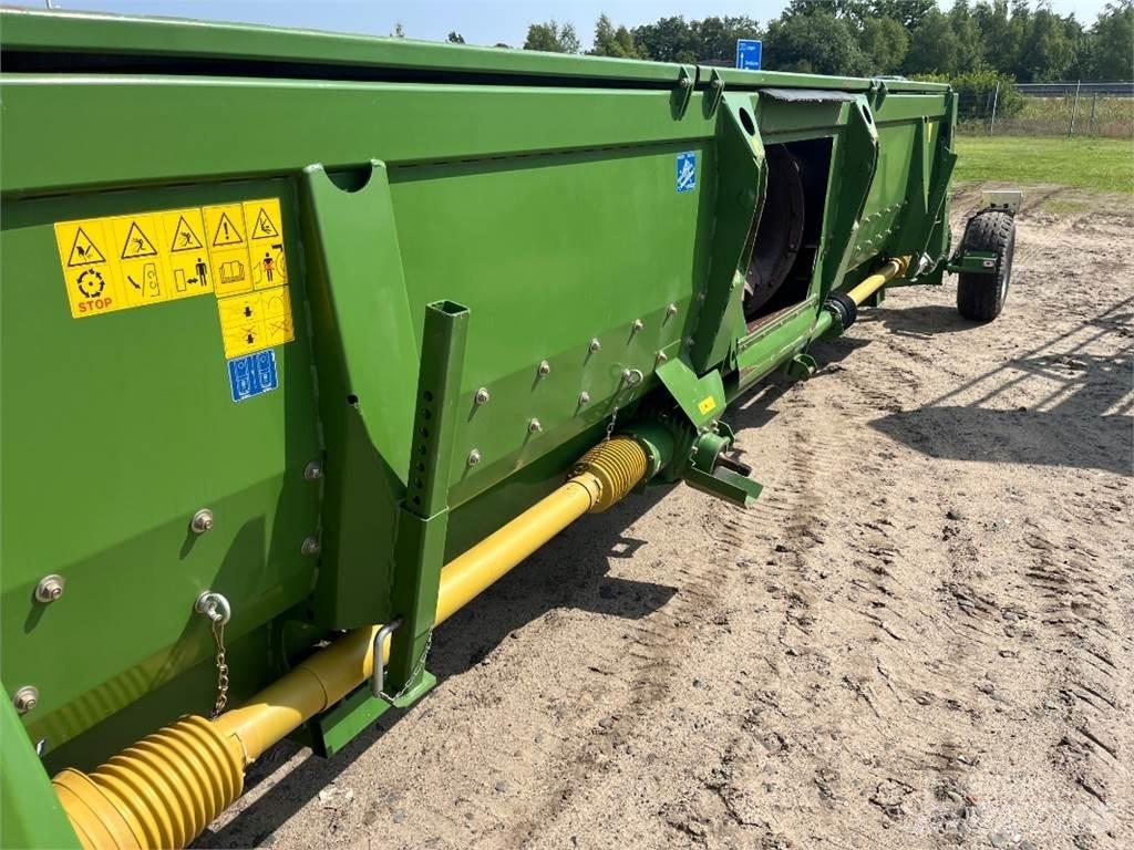Krone X-Disc 6200 ملحقات علافات ذاتية الدفع