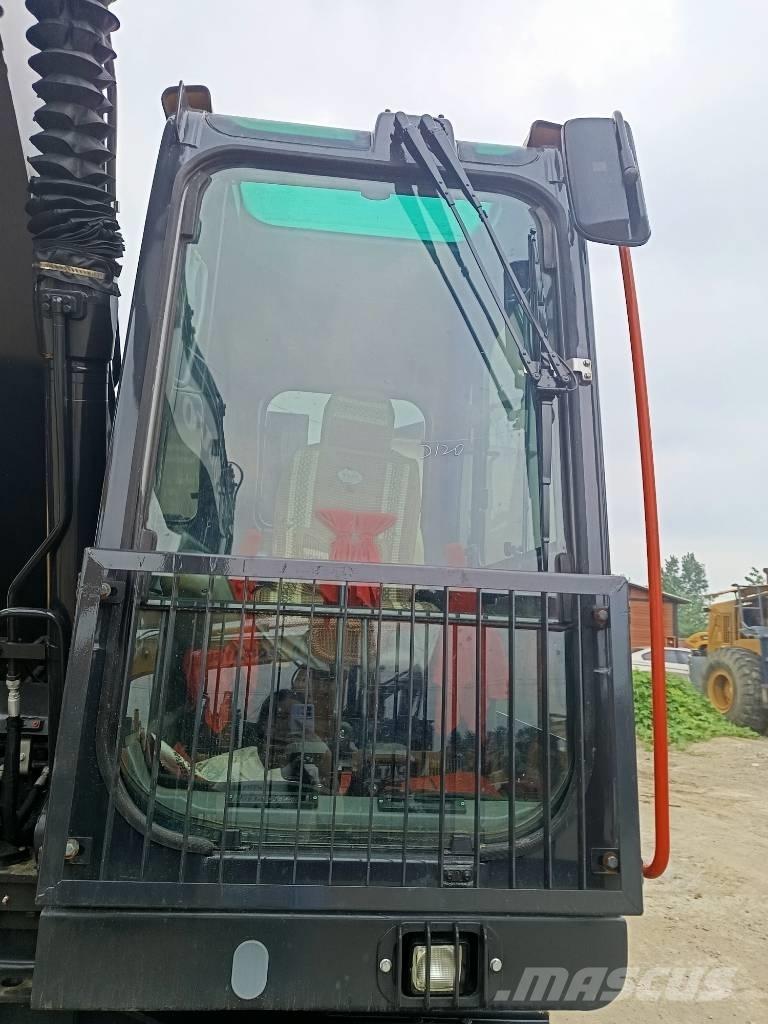 Volvo EC 140 حفارات زحافة
