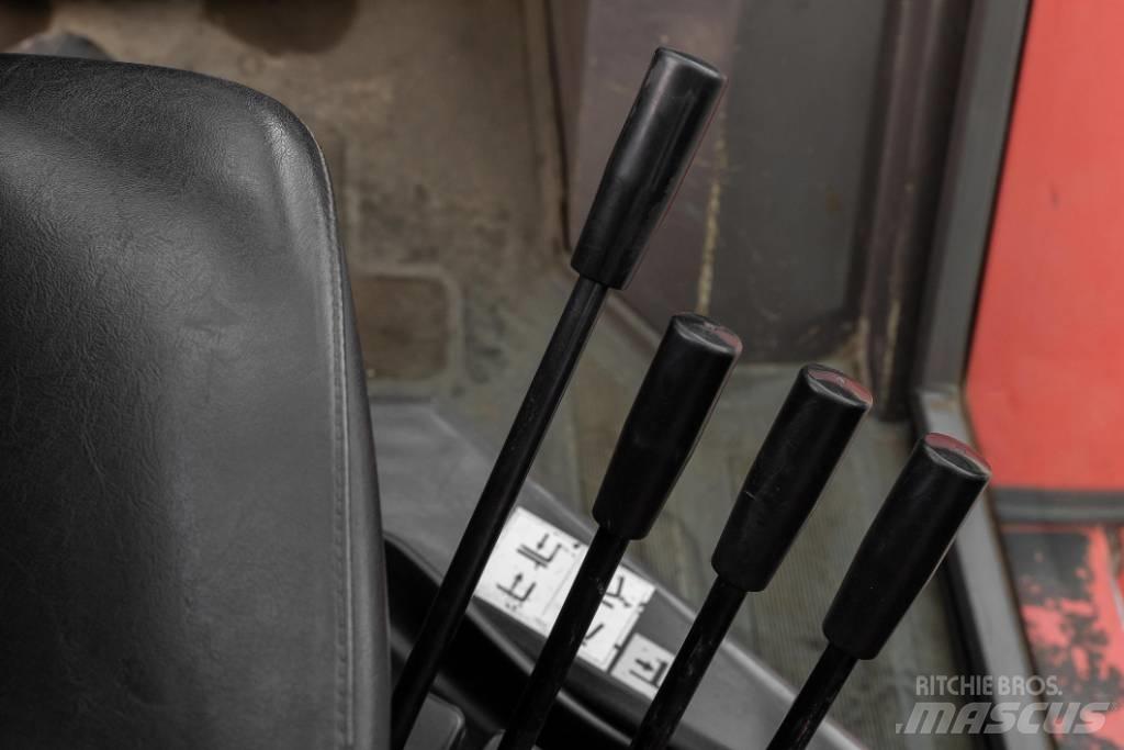 Manitou M 30-4 شاحنات الديزل