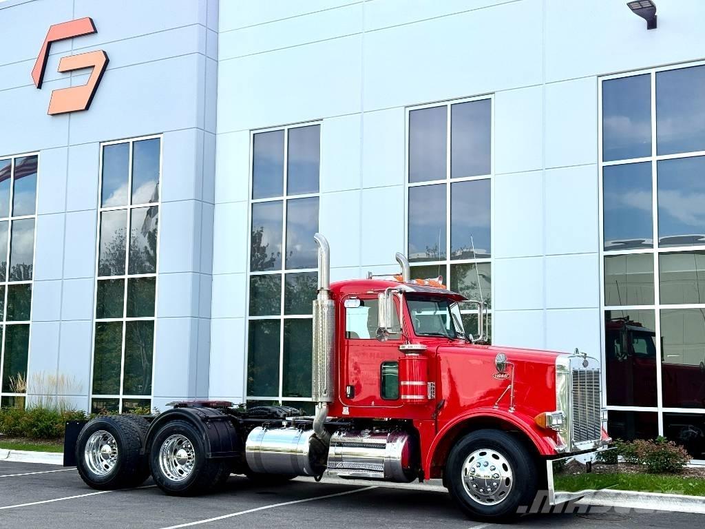 Peterbilt 378 وحدات الجر