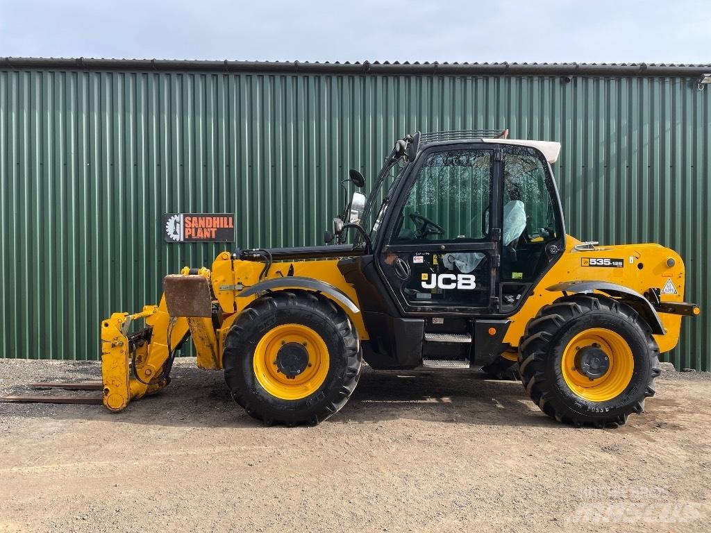 JCB 535-125 مناولات متداخلة