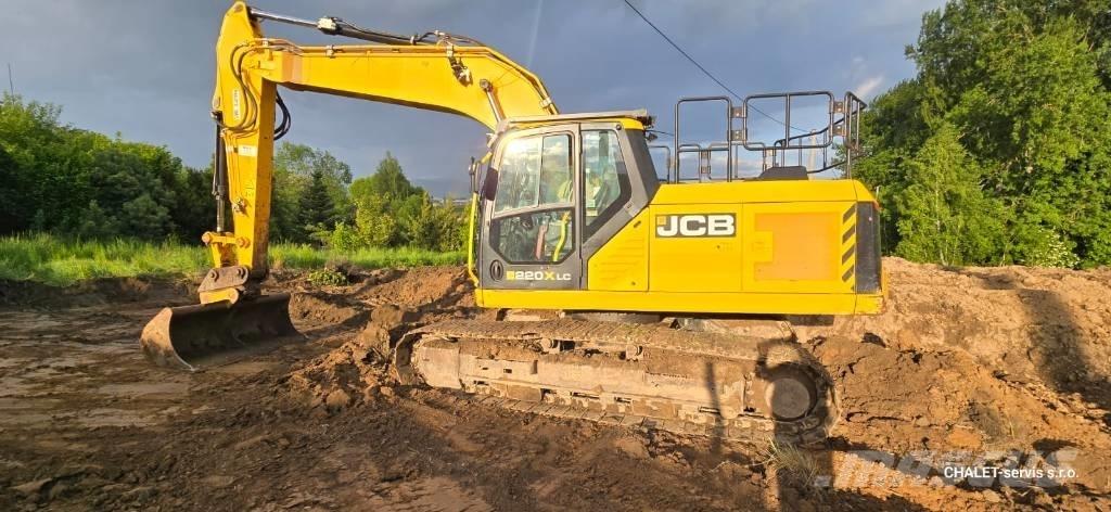 JCB 220 XL 4F حفارات زحافة