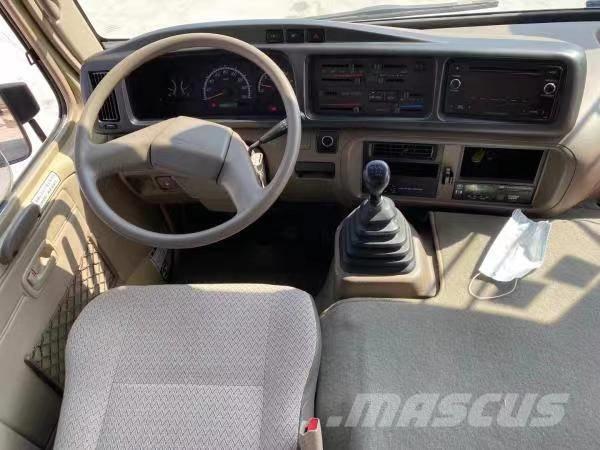 Toyota Coaster Bus حافلة صغيرة