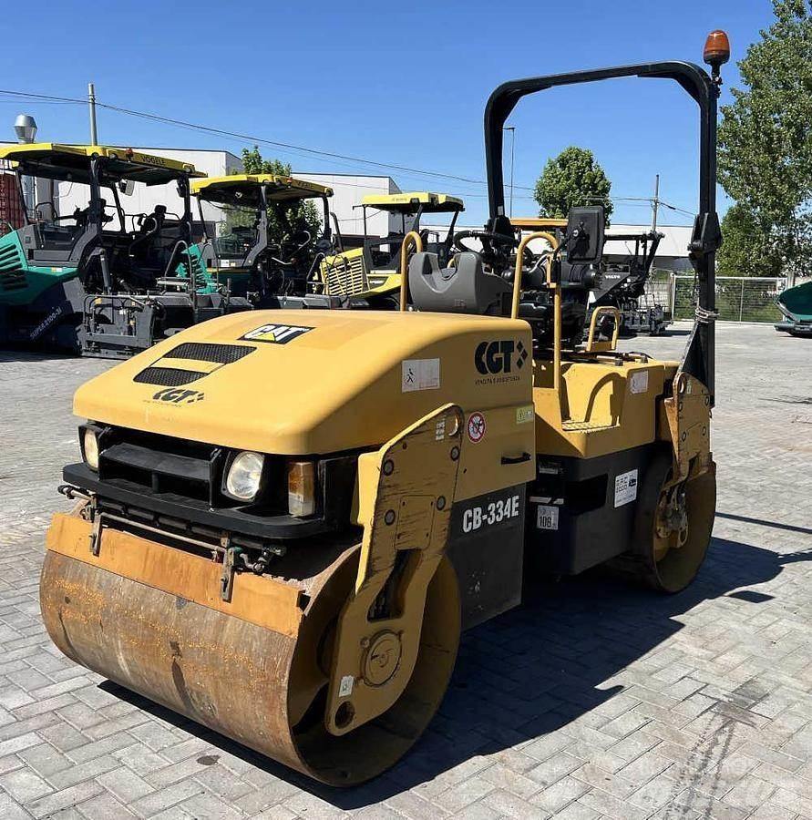 CAT CB 334E مداحل ثنائية الاسطوانة
