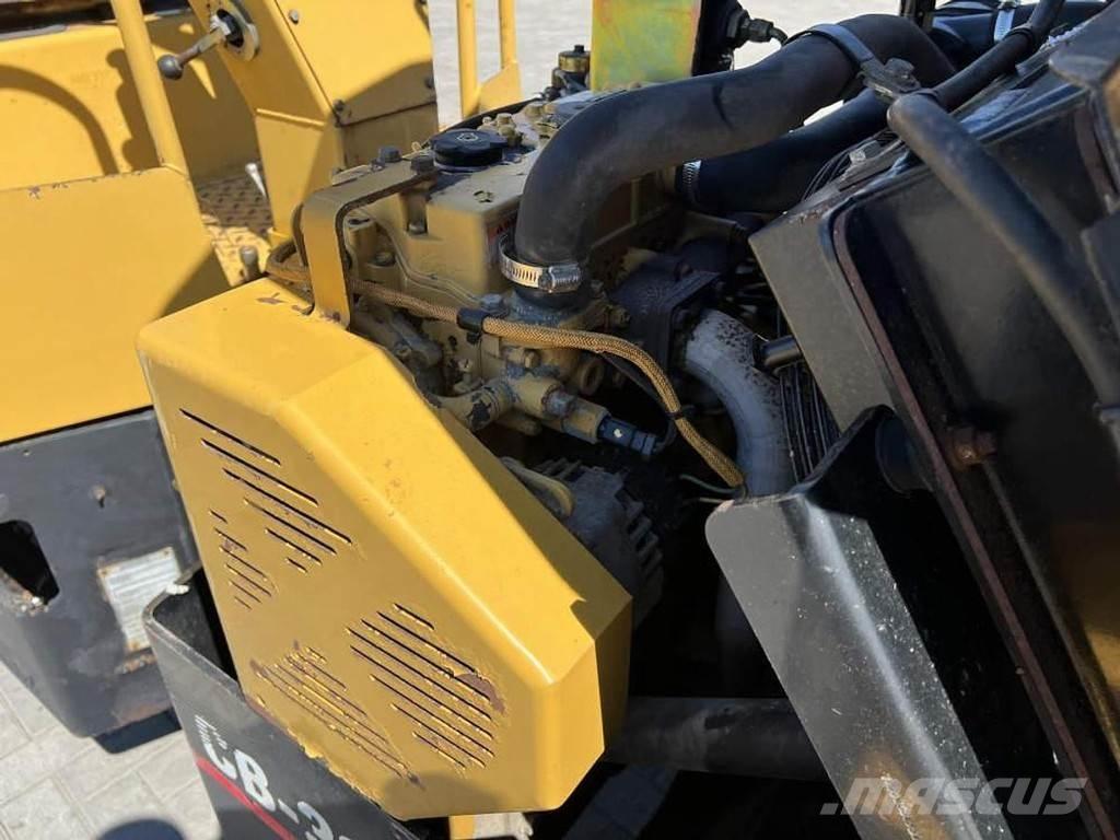 CAT CB 334E مداحل ثنائية الاسطوانة