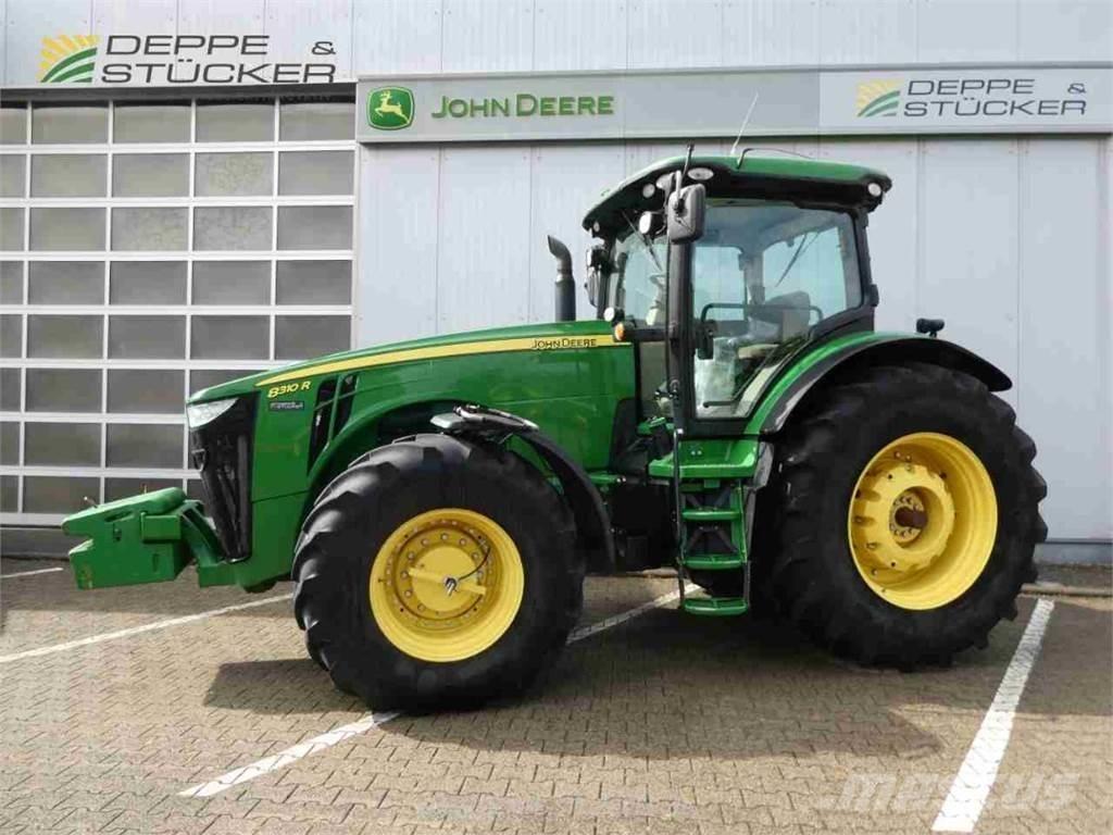John Deere 8310R الجرارات