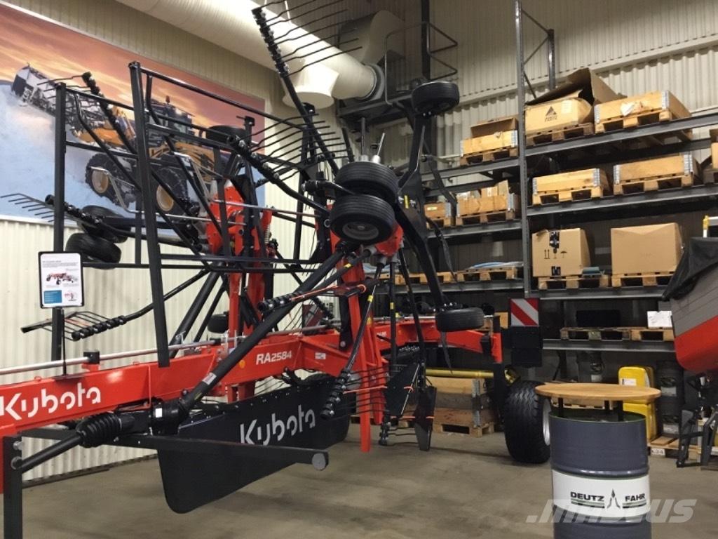 Kubota RA2584 محشات