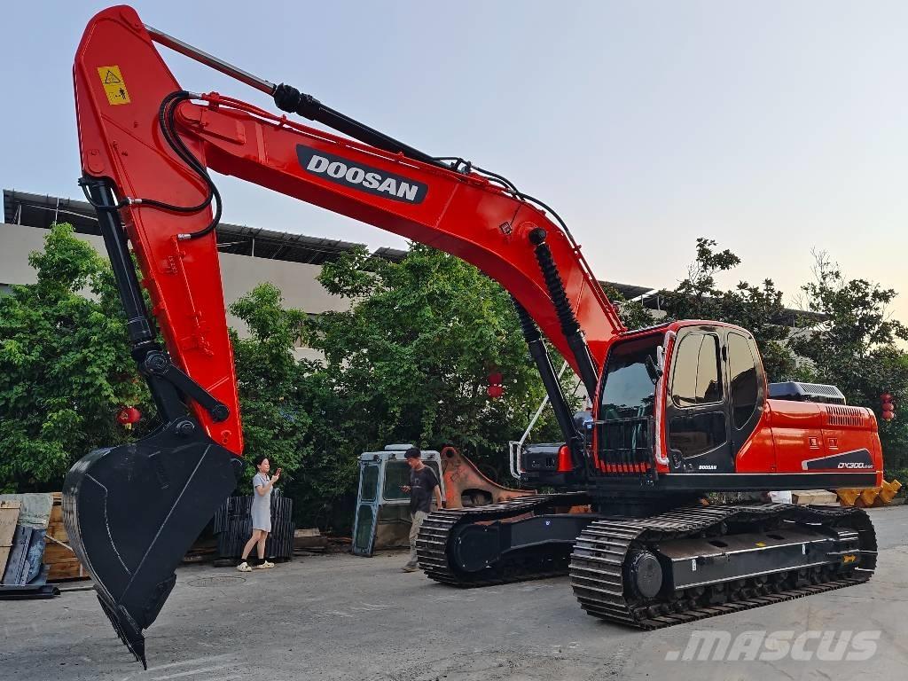 Doosan DX 300 LC-9C حفارات زحافة