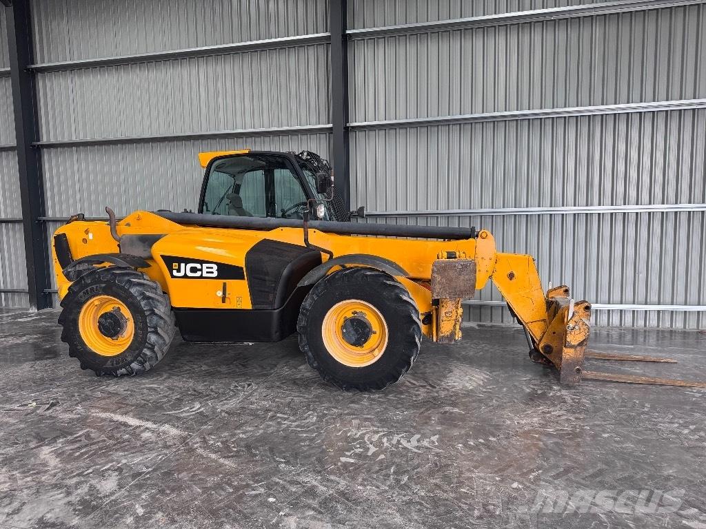 JCB 535-140 Turbo مناولات متداخلة