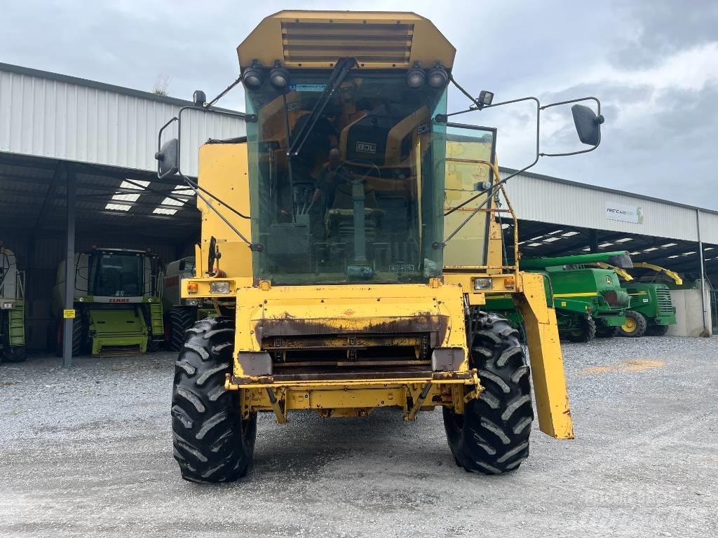 New Holland TX 34 حصادات