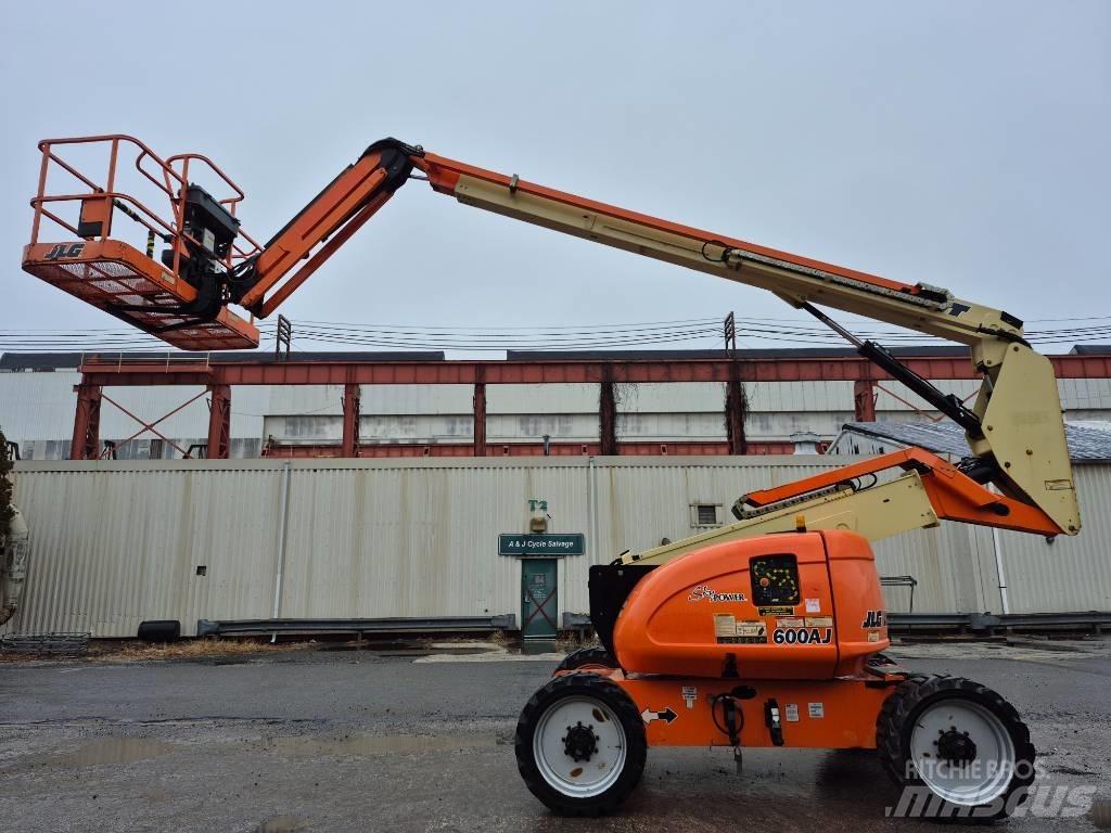 JLG 600 AJ رافعات سلة مفصلية