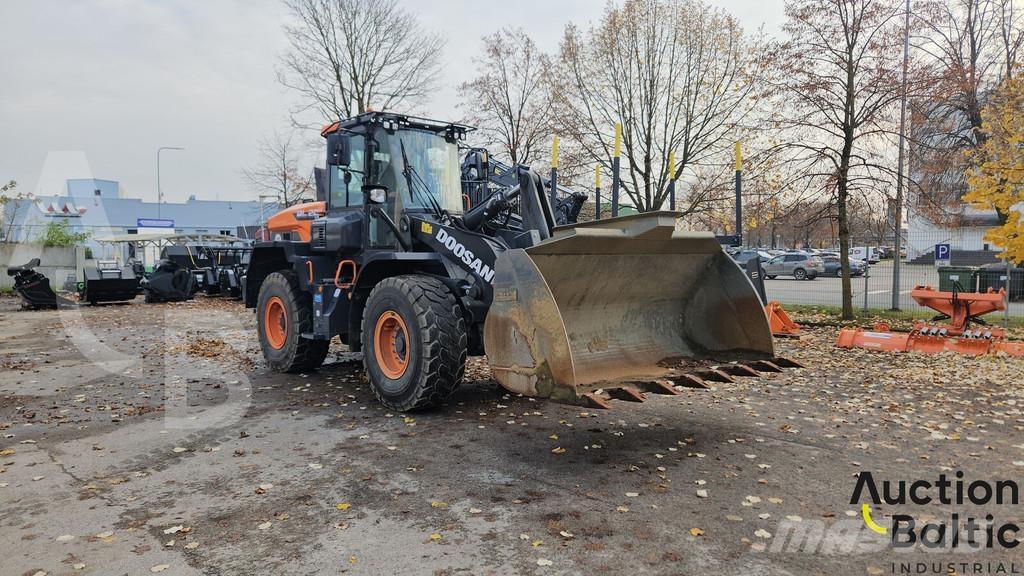 Doosan DL280-7 لوادر بعجل